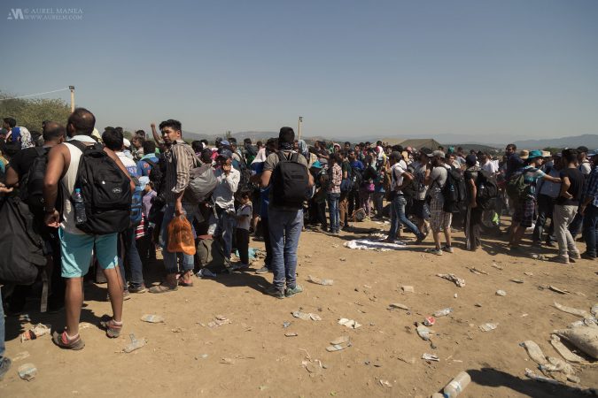 “NUK KA HAPJE KUFINJSH”/ Greqia evakuon fluksin e refugjatëve të mashtruar
