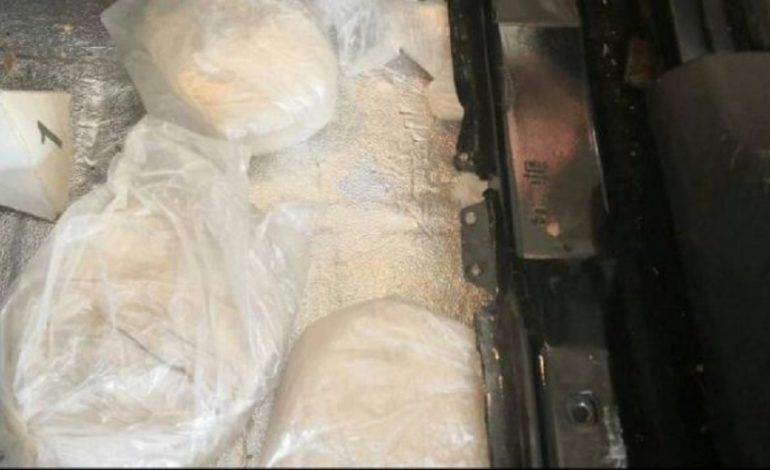 ISHTE DUKE LËVIZUR DREJT…/ U kap me 4 kilogramë heroinë, në pranga shqiptari në Serbi (EMRI)