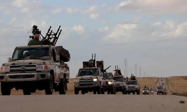KRYEQYTETI “NËN KONTROLL”/ Libia është në prag të luftës civile, e ndarë në dy…