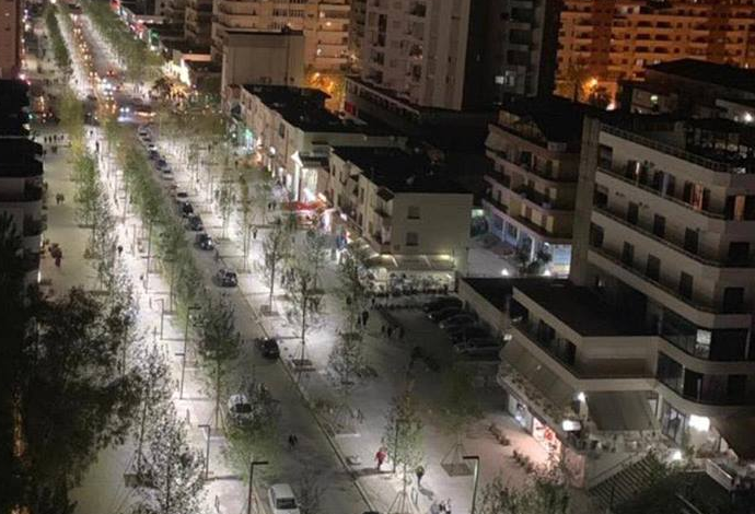 “JU UROJ NJË JAVË TË MBARË”/ Post of the day. Rama publikon pamjet fantastike nga Vlora
