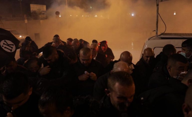 13 PRILLI/ Para gjykatës 37 protestuesit e arrestuar, ja çfarë kërkon prokuroria