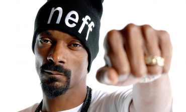 SË SHPEJTI DEL HITI I VERËS/ Reperi Snoop Dogg bashkëpunon me këngëtaren shqiptare (VIDEO)