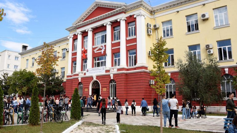 PAKTI PËR UNIVERSITETIN/ Karta e studentit, çfarë do të përfitojnë…