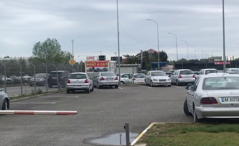 GRABITJA E PËRGJAKSHME NË RINAS/ Dalin pamjet: Ja vendi ku u ekzekutua një nga GRABITËSIT