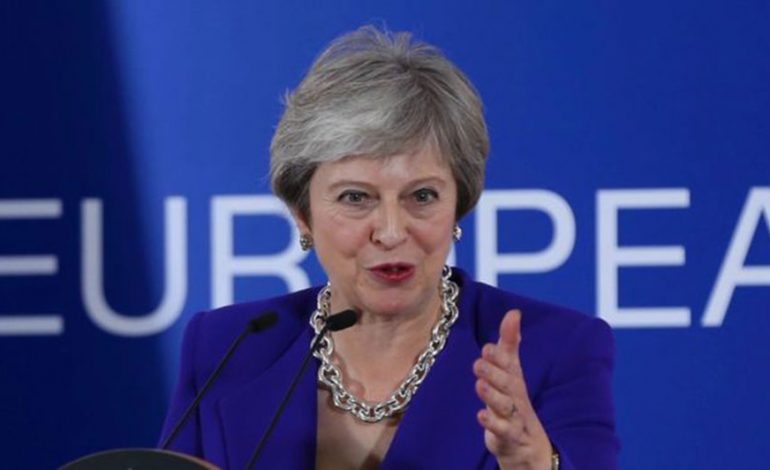 MARRËVESHJA “BREXIT”/ May planifikon një “ofertë të guximshme”