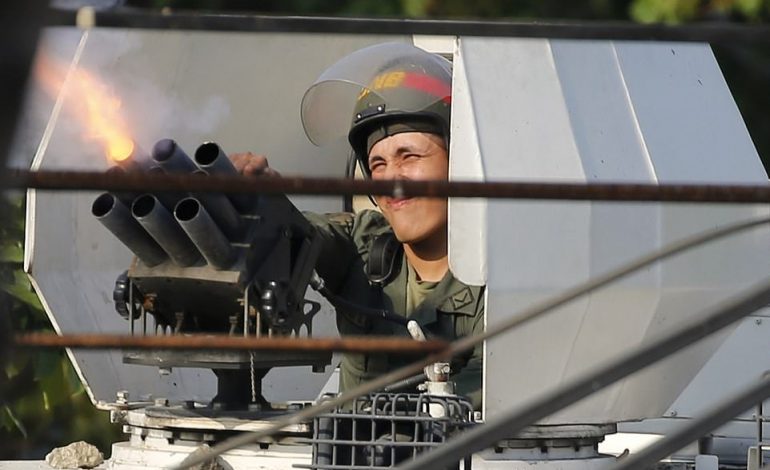 PËRPJEKJET PËR GRUSHT SHTETI/ BE bën thirrje për përmbajtje në Venezuelë