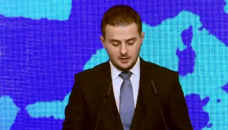 “AMBASADA IME’/ Ministri Cakaj prezanton aplikacionin e ri, ja si do të funksionojë