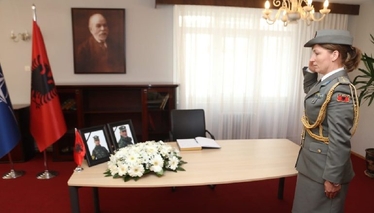 VDIQ NË LETONI/ Nesër sillet në atdhe trupi i komandantit Tanushi, të enjten…