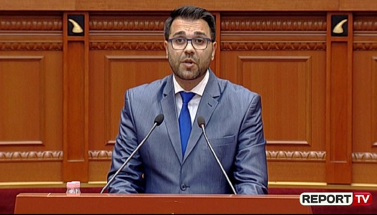 DJE E OFENDOI BERISHA/ Deputeti nga komuniteti rom: Jam kërcënuar me jetë, thirrje SHBA-së, ju lutem më mbroni