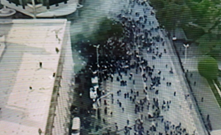 PROTESTA E OPOZITËS PD-LSI/ Ja pamjet nga lart dhe pjesëmarrja