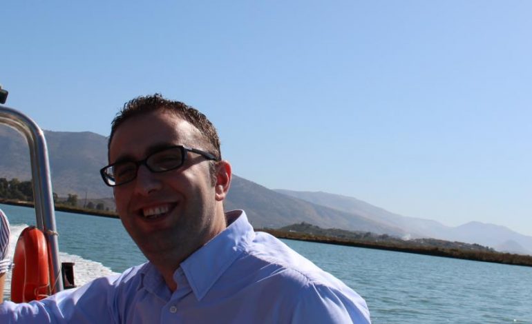 TAKON ANTARËT E RINJ TË PD/ Gazmend Bardhi “përmendësh”: Qeveri e krimit!