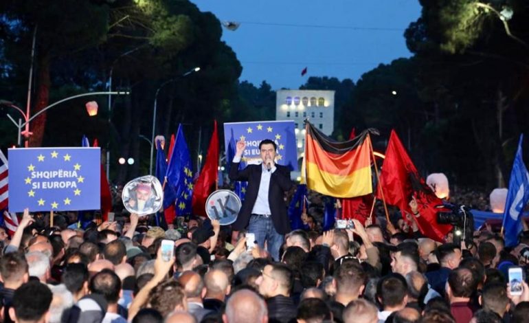 “SHQIPËRIA SI GJITHË EUROPA”/ Komentuesi-Bashës: Kur të ikësh ti, PO!