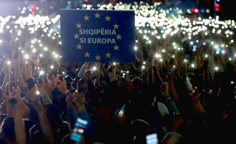 “SHQIPËRIA SI EUROPA”/ Kur Basha është i mirë në teori, por “ngec” në praktikë