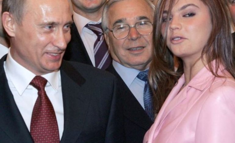 LINDI BINJAKË? Si u ZHDUK lajmi për të dashurën sekrete të Putin (FOTOT)