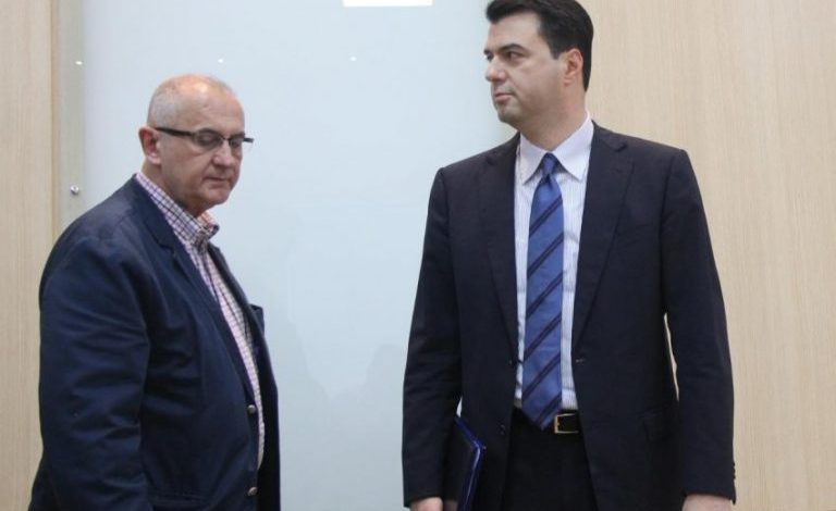 E PAPRITUR/ “Zëri i Amerikës”: Petrit Vasilit i është refuzuar viza e hyrjes në SHBA