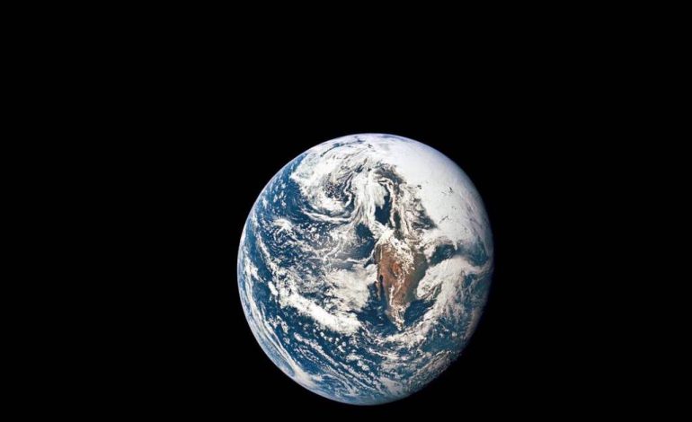 “MARVEL, BUKURIA E …”/ NASA: Shikoni pikëpamjen e veçantë të Tokës nga…