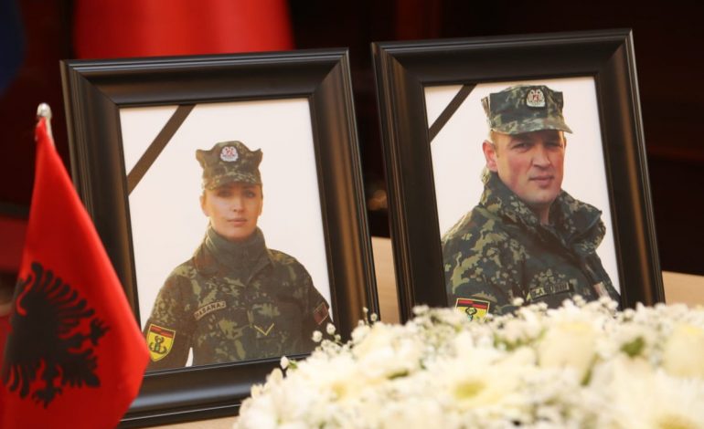 VDEKJA TRAGJIKE E DY USHTARËKEVE SHQIPTARË/ Vjen reagimi i NATO: Jemi të shokuar…