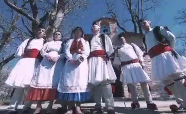 “NETËT E BEJKËS SË BARDHË”/ Post of the day. Kryebashkiaku i Himarës paraqet programin  e festivalit (VIDEO)