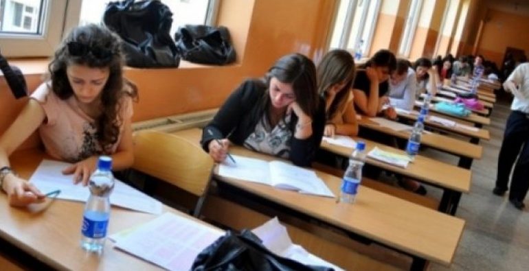 PROVIMET E MATURËS/ Korrigjimi nëpërmjet TEKNOLOGJISË, Gjini: Do shtohen…