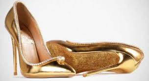 DO HABITENI/ Dalin në shitje këpucët me diamantë më të shtrenjta në botë, ja sa kushtojnë