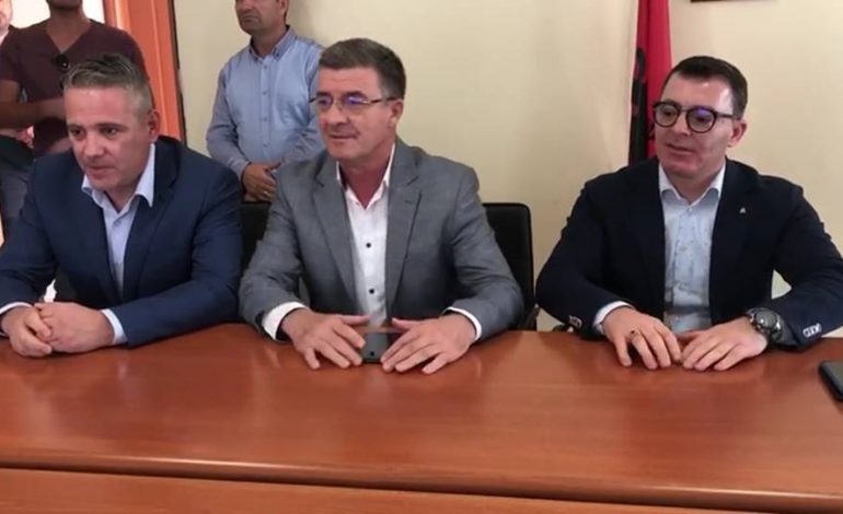 ZGJEDHJET E 30 QERSHORIT/ Ps i beson Bashkinë e Sarandës doktorit Guma (DETAJE)