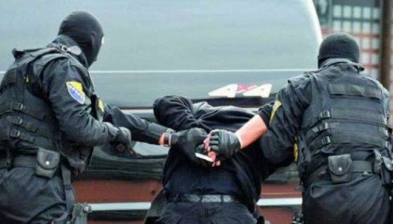 FINALIZOHET OPERACIONI “SABBIA”/ Policia italiane dhe shqiptare kapin disa persona