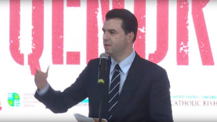 PROTESTA/ A rezultuan 17 akuzat e Lulzim Bashës ndaj Ramës si fake news?
