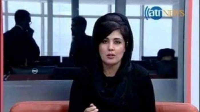 TRUPI I MBULUAR NGA GJAKU/ E rëndë në Afganistan, qëllohet për vdekje gazetarja (PAMJET)