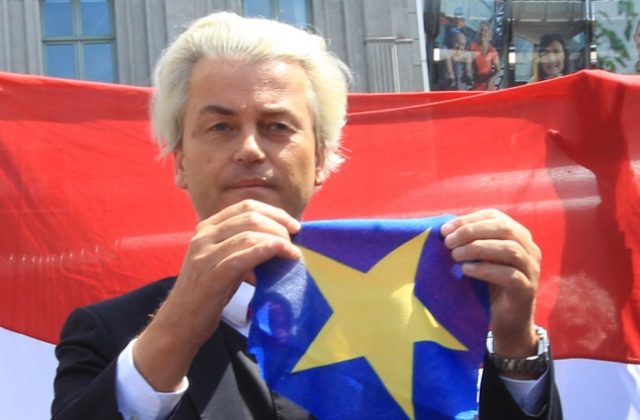 ZGJEDHJET EUROPIANE/ Humbje e rëndë e populistit holandez Wilders