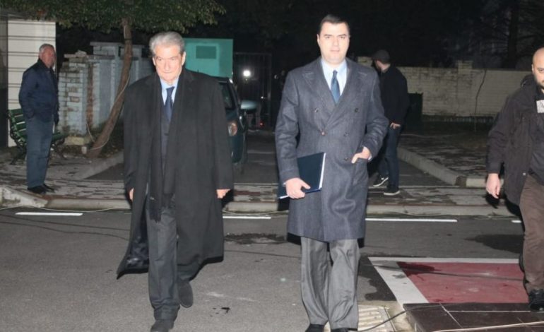 ULTIMATUM BASHËS? Berisha: Po u ule për bisedime me Ramën kryeministër, do ishte si puthja me Judën