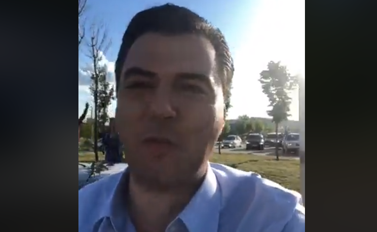 TAKIMI NË BERAT/ Qytetarja “kryqëzon” Bashën: Kur do mbash përgjegjësi për lekët e… (FOTO)