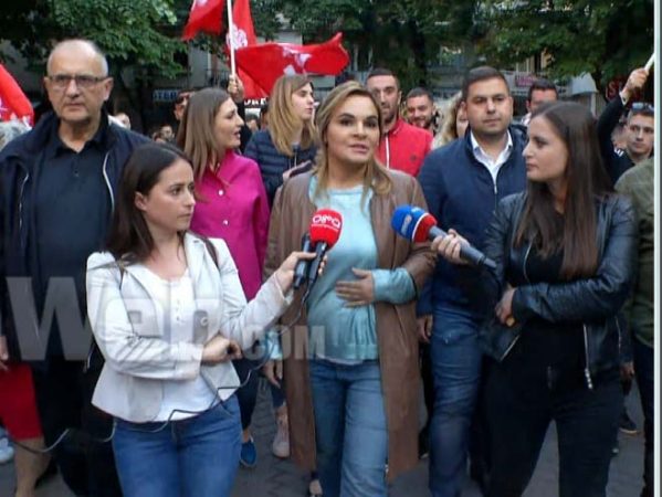 PROTESTA/ Kryemadhi: Po të duam i hymë Ramës në zyrë për 1 sekondë, po ja që…