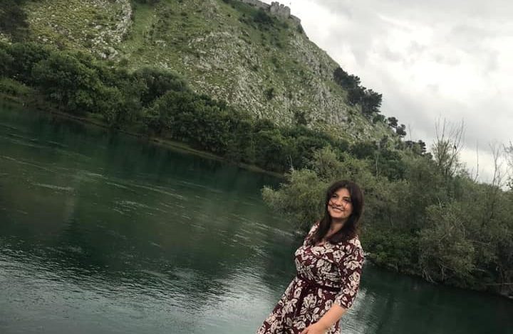 GODET POLITIKËN SHQIPTARE? Jozefina Topalli citon Fishtën: Se për qark ksaj rrokullije, si Shqypnija…
