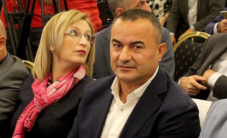 KONFLIKT INTERESI/ Vëllai i kryebashkiakut të PD-s përfitoi kontratën e majme për ndërtimin e ujësjellësit, firmën e vuri…
