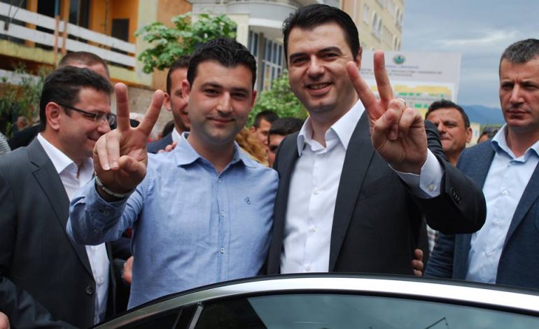 “JU JAP FJALËN SE DO HAKMERREM PËR TË GJITHË…”/ Sekretari i PD në Librazhd “kërcënon”: Si djalë i lindur në…