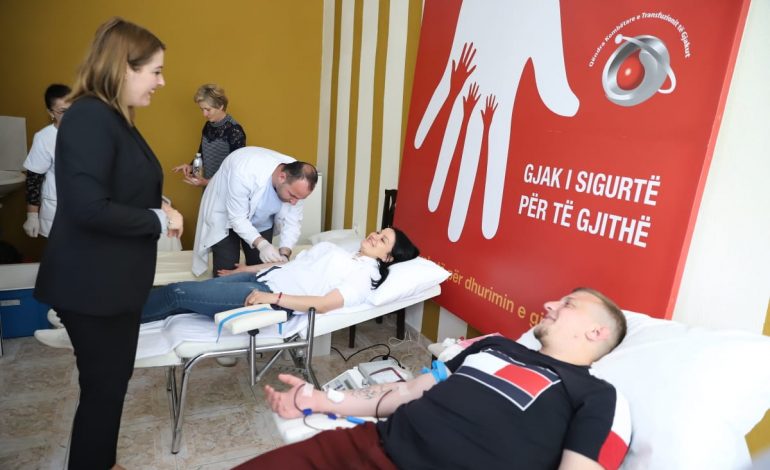 APEL NGA LUSHNJA/ Manastirliu: Dhuroni gjak në ndihmë të fëmijëve talasemikë