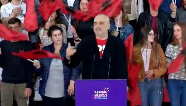 BËN KRAHASIMIN E MIRDITËS/ Rama: Para 4 vitesh HUMBJE rrugën