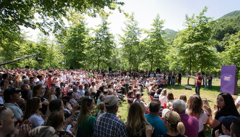 “OPOZITA I KA ZGJEDHUR HALLET E VETA”/ Veliaj: Në 30 qershor vendosim për të ardhmen e fëmijëve tanë