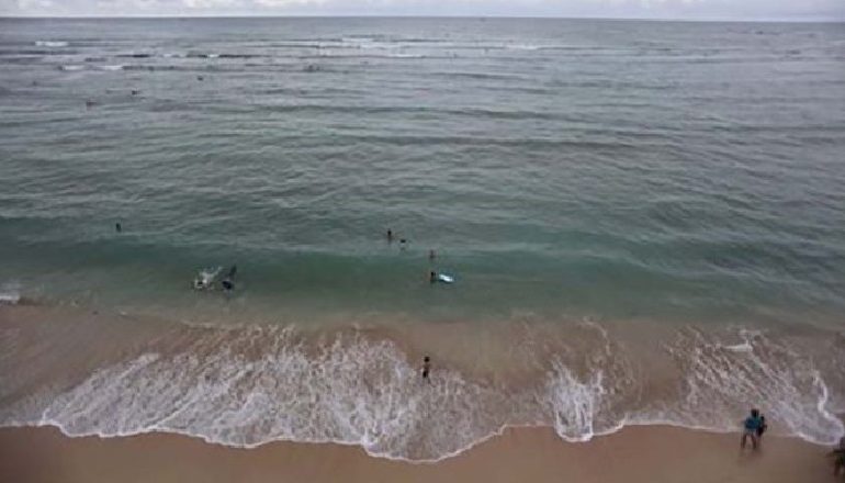 AKSIDENTI AKROR NË HAWAII/ Një avion rrëzohet në brigjet e Oahu, 11 persona të vdekur