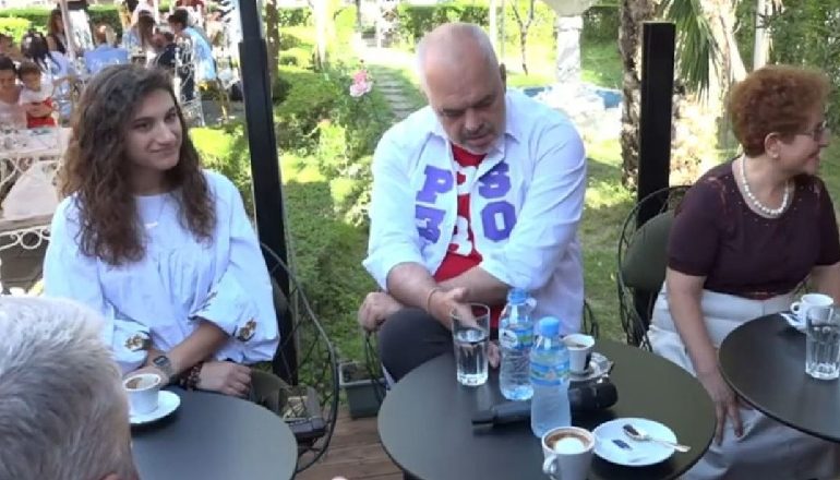 30 QERSHORI/ Rama kritikon Veliajn: Ke premtim të pa mbajtur! Mos qesh