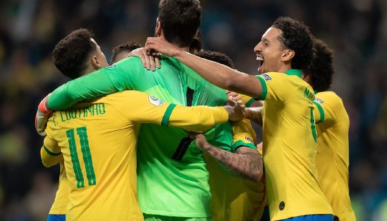 “RULETA RUSE” NDERON BRAZILIN/ “Seleçao” mposht Paraguajin dhe kalon në gjysmëfinale të Kupës së Amerikës