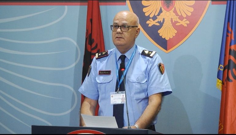 “1-5 VITE BURG KUSH PROTESTON TË DIELËN”/ Zbardhet mesazhi i Ardi Veliut për policët (Masat për zgjedhjet)