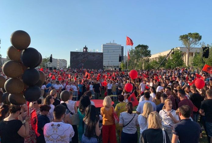 30 QESHORI/ Majko: Votojmë për të NDRYSHUAR Tiranën dhe Shqipërinë