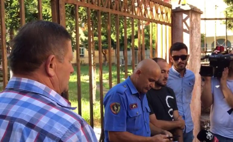 URDHRI I ADEMIT/ Dy qendra të kyçura në Shkodër, roja-policit: E ka mbyllur tjetërkush