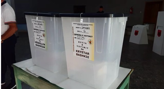 QARKU MË PROBLEMATIK/ Hapen pa incidente qendrat e votimit në Shkodër