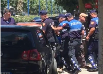 SHQIPËRIA VOTON/ I dehur dhe në humbje kontrolli, militanti i PD arrestohet pasi hyri në KZAZ në Kamëz