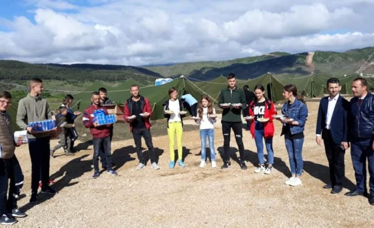 FITER BAJRAMI/ Post of the day. Kryebashkiaku i Korçës: Sollëm gëzim tek banorët e Floqit (FOTOT)