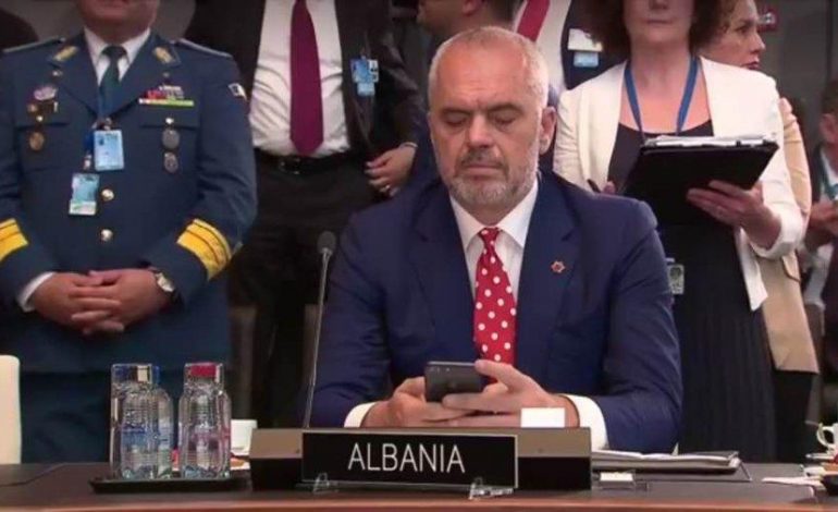 “ALBANIAN GAME OF THRONES”/ “Arma sekrete e Edi Ramës, për të mbajtur gjatë “Fronin e Shpatave!”