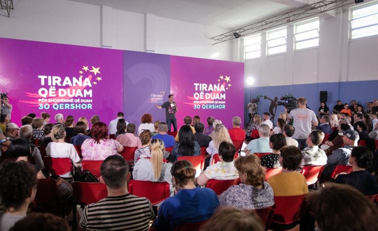 TAKIMI ME QYTETARËT/ Veliaj: Luli e SHEH Shqipërinë si mish për top….