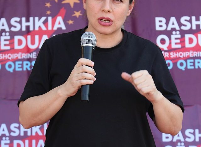 30 QERSHORI/ Xhaçka, apel qytetarëve: Eshtë Shqipëria juaj, jo e ca matrapazëve e sharlatanëve pa din e pa iman (VIDEO)